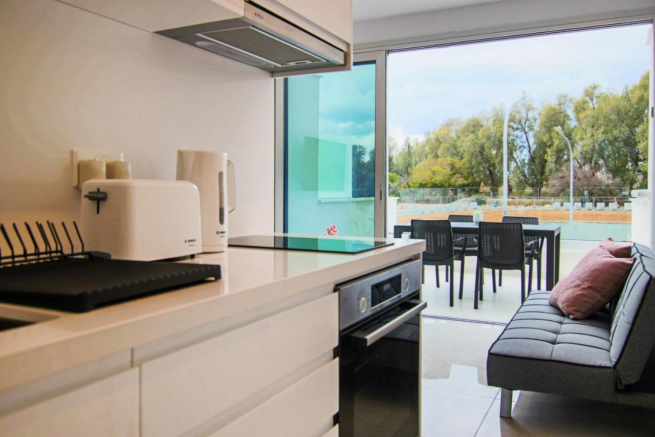 Phaedrus Living - Seaside Luxury Flat Harbour 110 Paphos Exterior foto