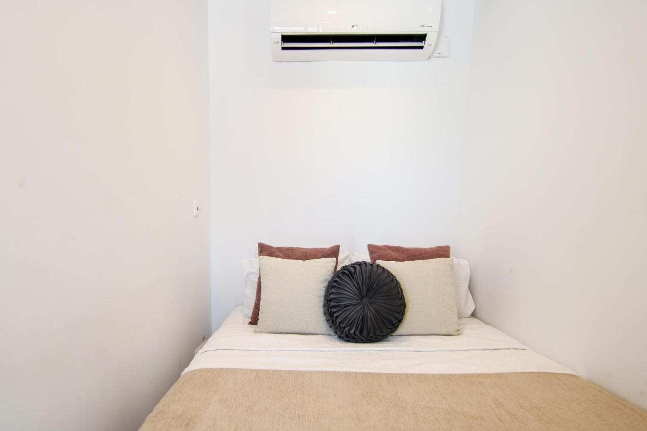 Phaedrus Living - Seaside Luxury Flat Harbour 110 Paphos Exterior foto